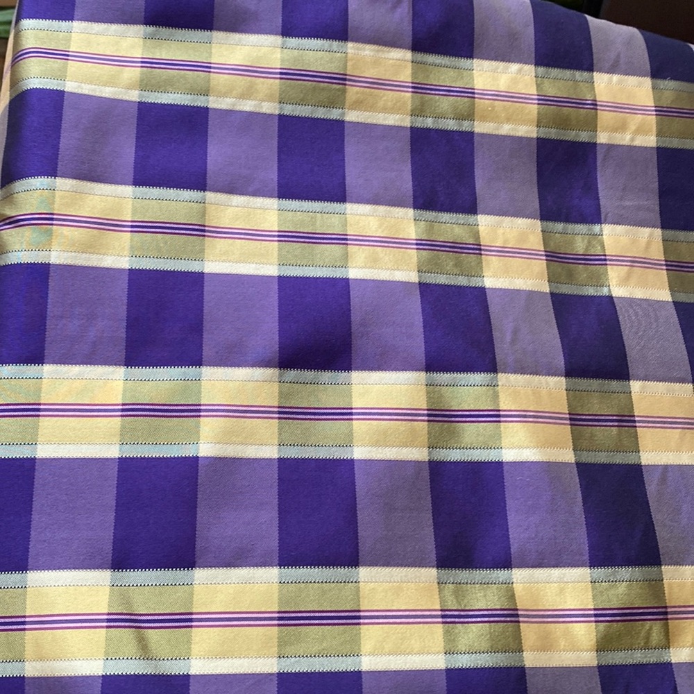 4 1/2 yards of Decorator Silk Fabric for pillows or other sewing items.